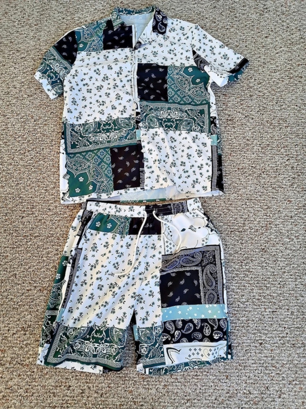 Shein Men's Patchwork Green, Black & White Paisley Shorts And Shirt Set Size XL